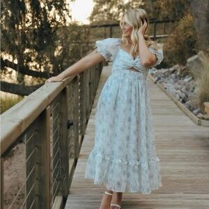 Besutiful Romantic  Midi Dress